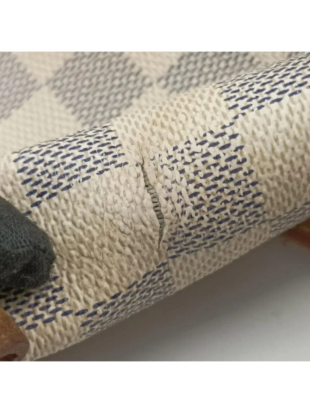 Louis Vuitton Totally MM Azur Damier Canvas Handbag